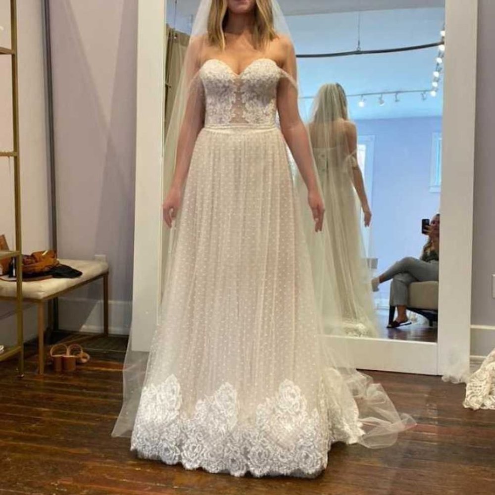 👰‍♀️ Flora Bridal -  Dannie Wedding Gown Dress - Picture 3 of 16